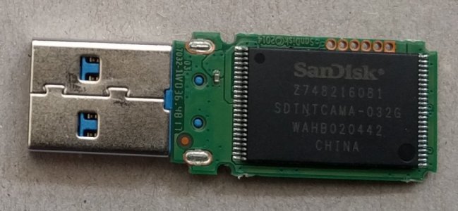 sandiskUltra32gb_1.jpg